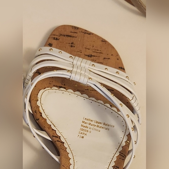 NATURALIZER Leather Sandal Size 7.5 White - Picture 3 of 6